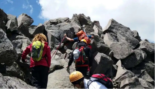 Volcán 16